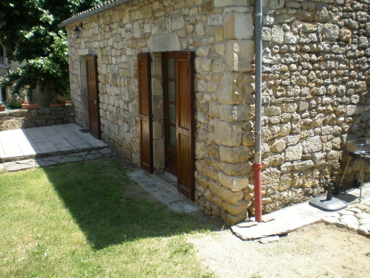 Location De Gites Les Sources Chambonas/Les Vans Rum bild