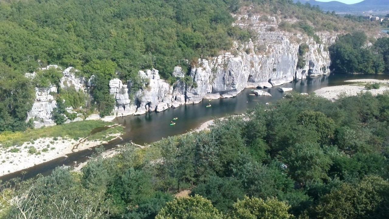 Location De Gites Les Sources Chambonas/Les Vans Exteriör bild