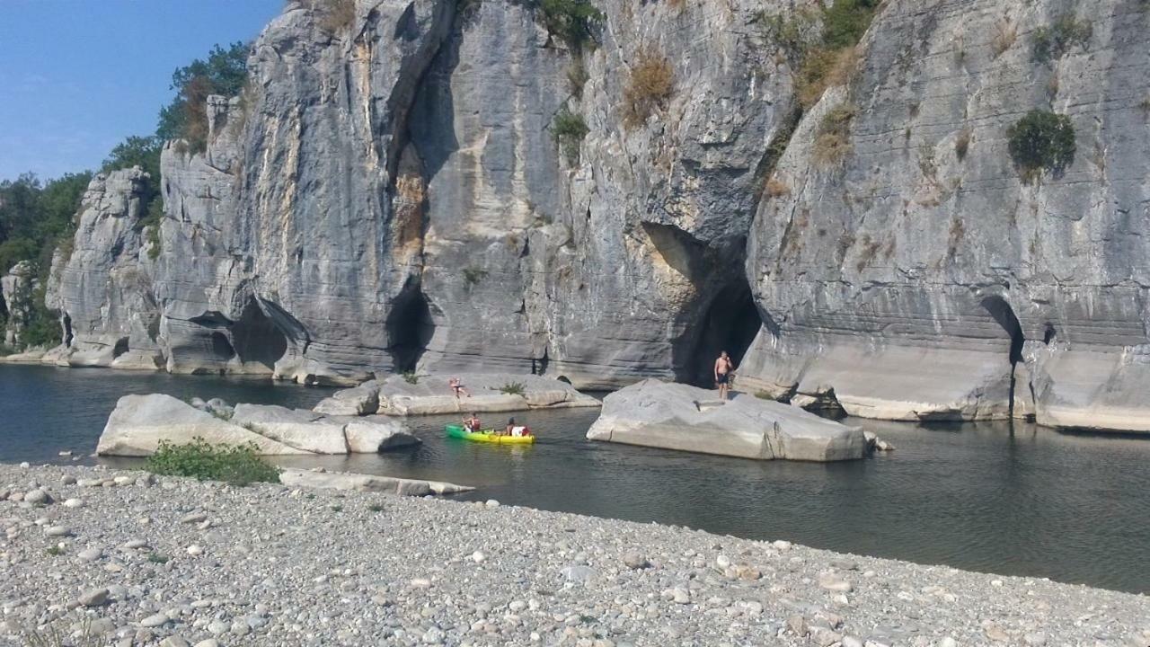 Location De Gites Les Sources Chambonas/Les Vans Exteriör bild